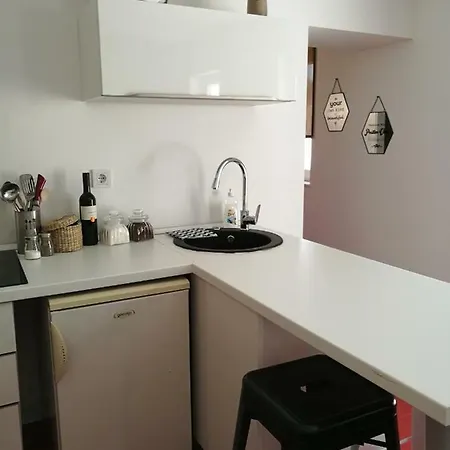 Littel Franceska Apartamento Jezera