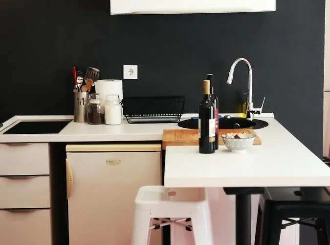 Littel Franceska يزيرا